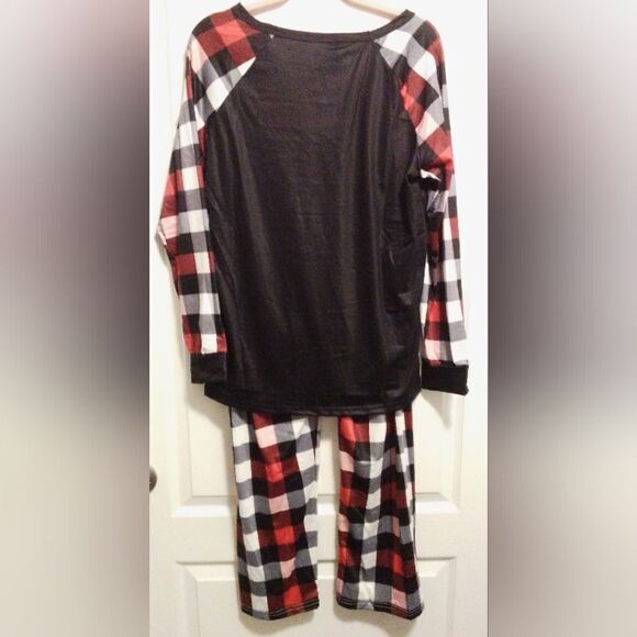 Festive ‘Santa Squad’ Christmas Family Pajama Set - Size Large UNISEX - Picture 2 of 5